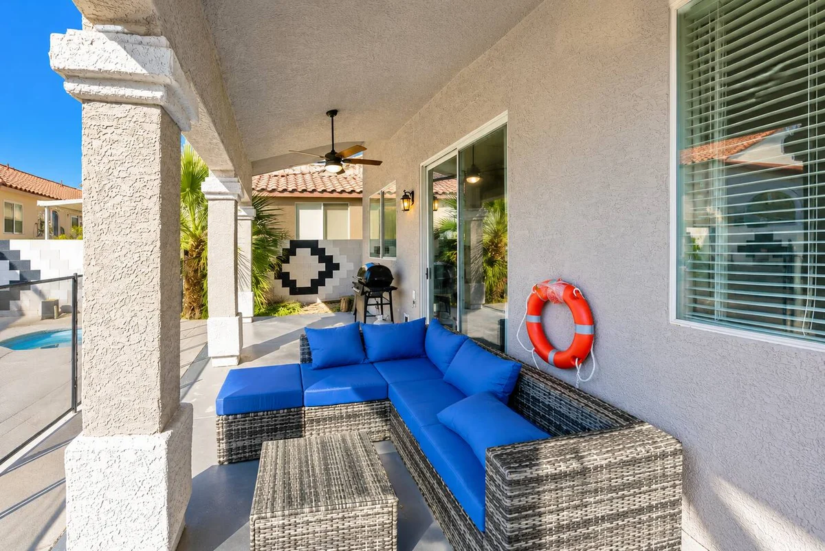Home in Las Vegas property photo 5