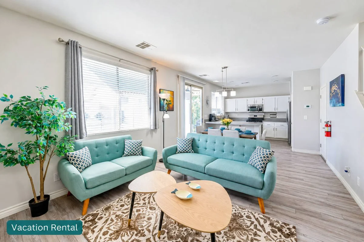 Home in Las Vegas property photo 4