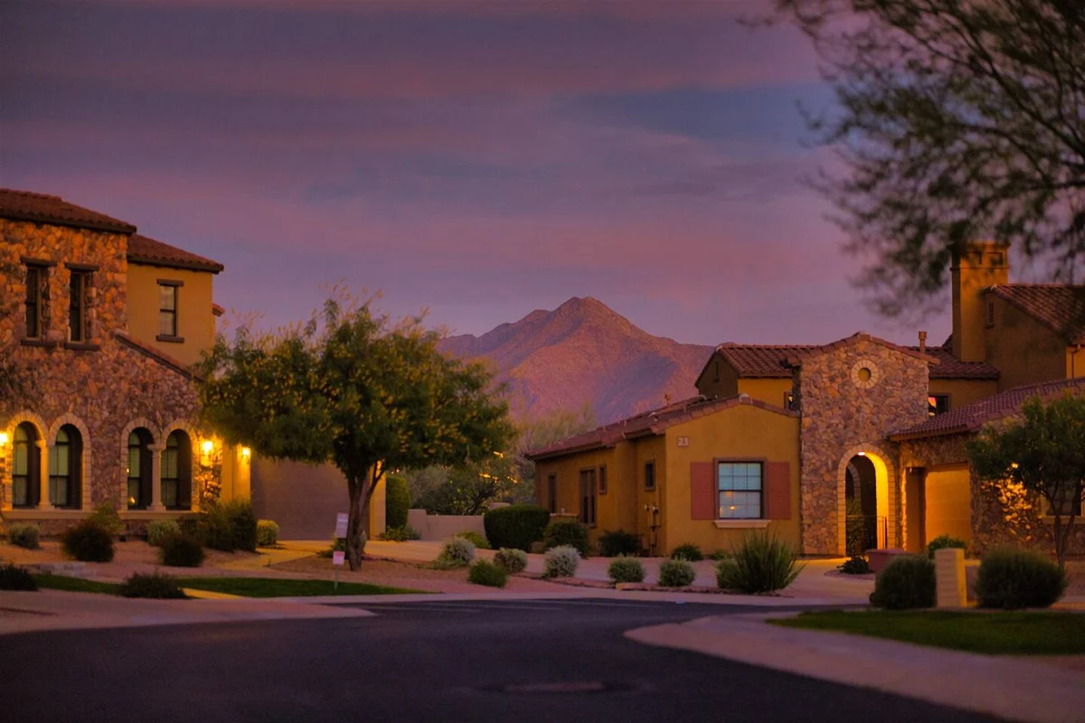 Home in Scottsdale property photo 3