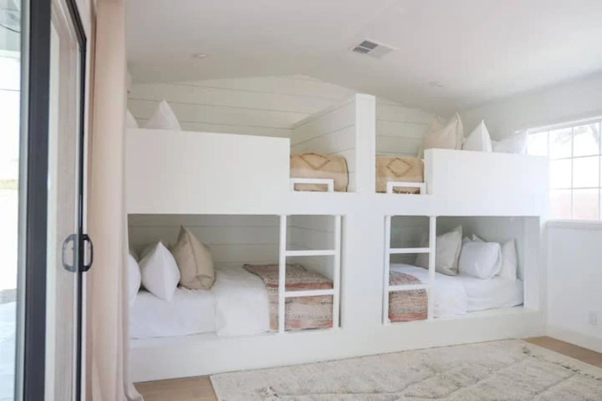 Home in Scottsdale property photo 4