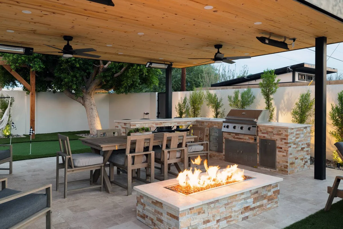 Home in Scottsdale property photo 4