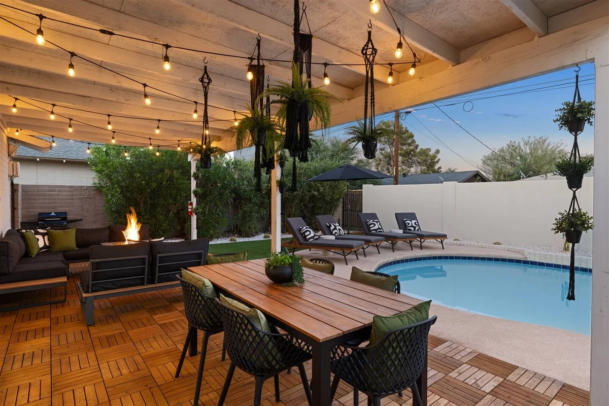 Home in Scottsdale property photo 5