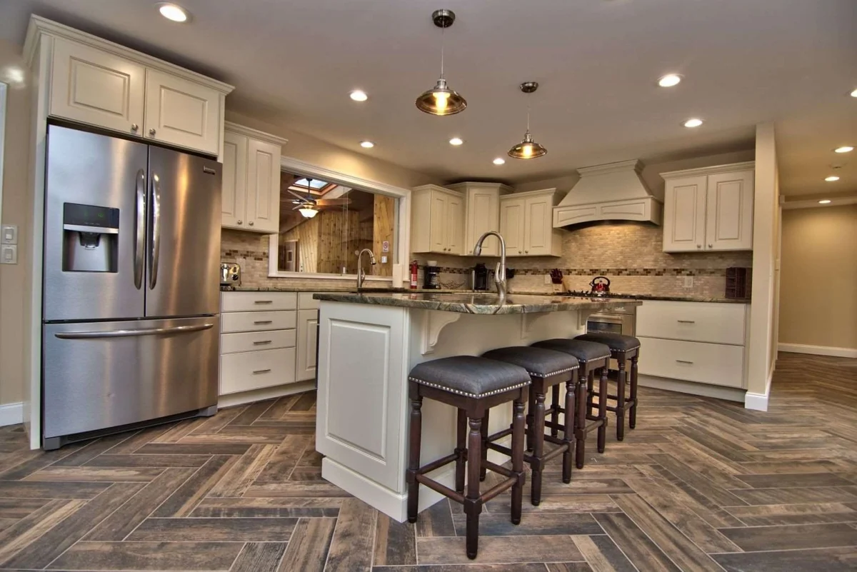 Home in Tafton property photo 3