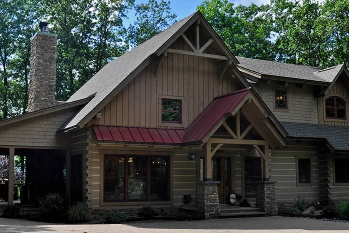 Home in Greentown property photo 3