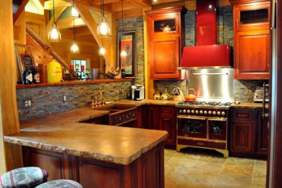 Home in Greentown property photo 5