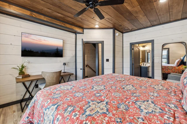 Bedroom 2 (Main Floor – No Stairs) image 1