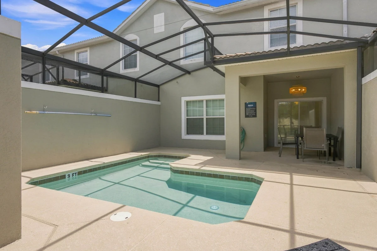 Townhome in Kissimmee property photo 3