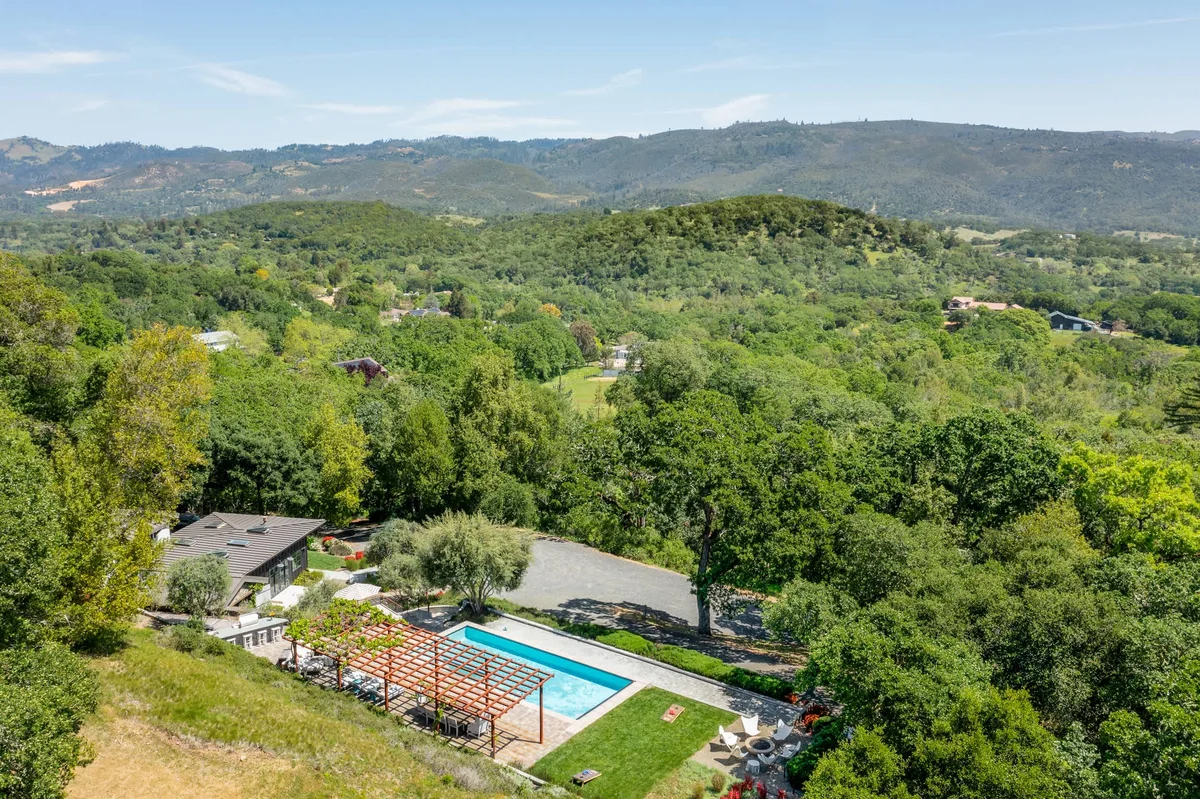 Home in Glen Ellen property photo 4
