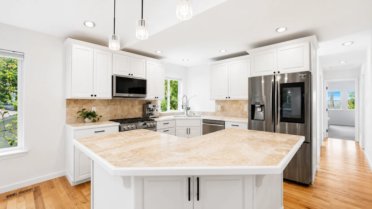 Home in Sammamish property photo 3