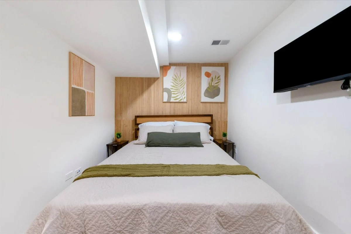 Bedroom 1 image 1