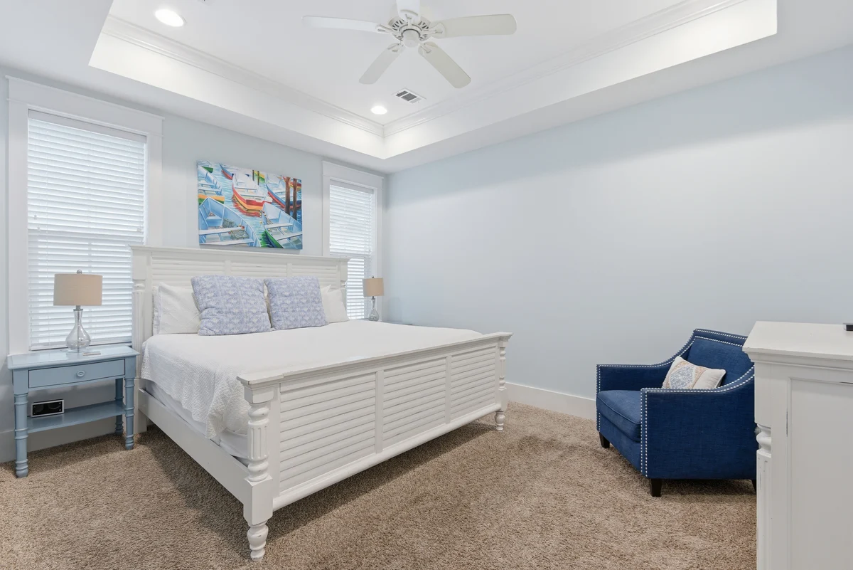 Bedroom 1 image 1