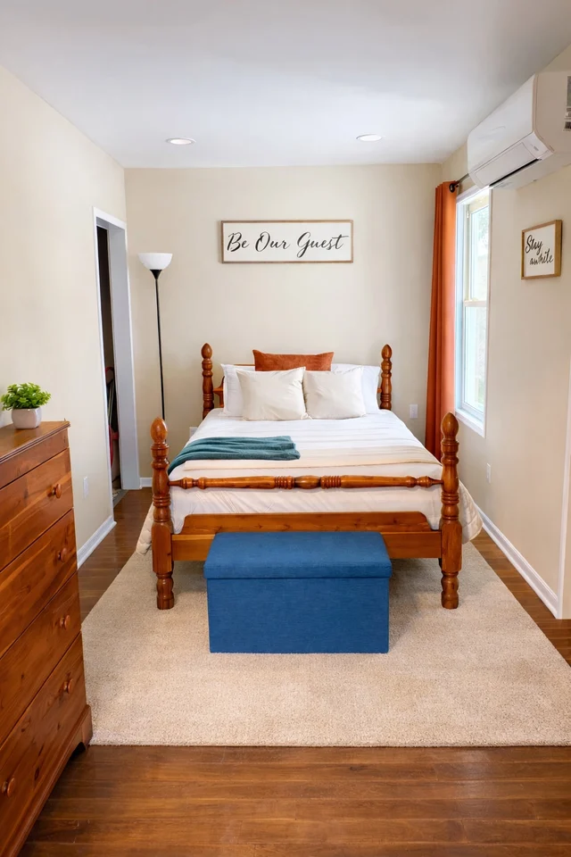Bedroom 1 image 1