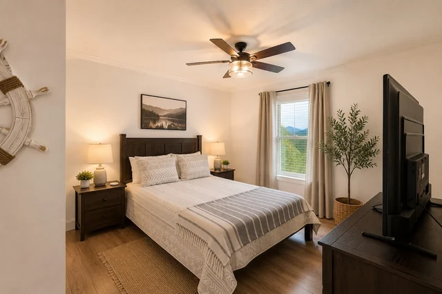 Bedroom 1 image 1