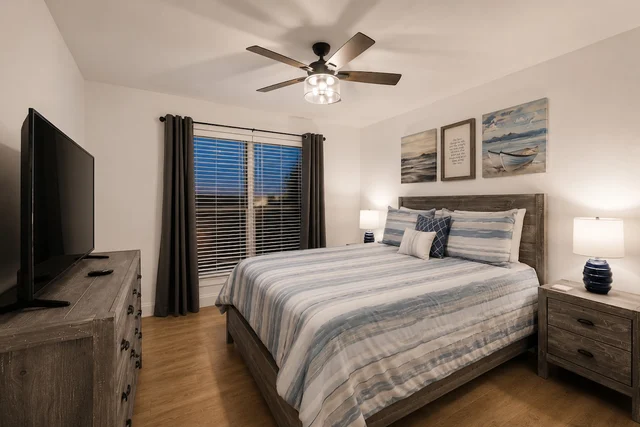Bedroom 3 image 1