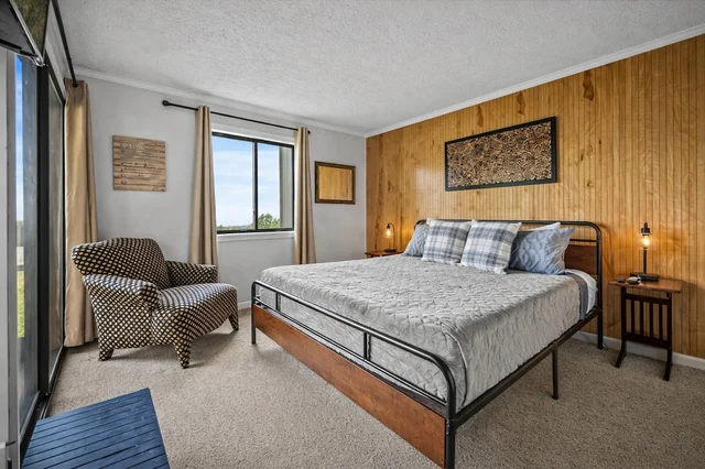 Bedroom 1 image 1