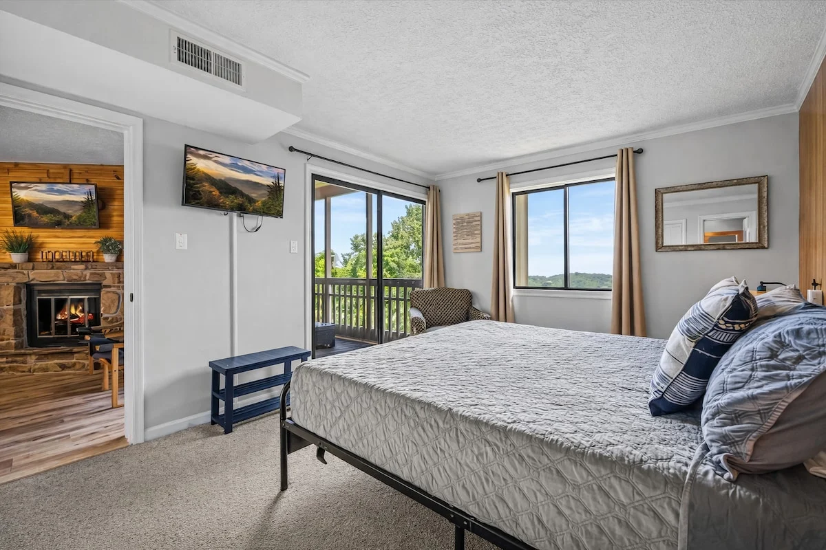 Apartment in Gatlinburg property photo 5