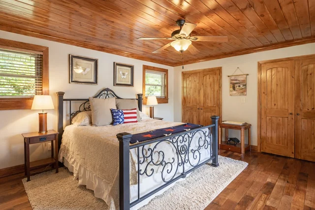 Bedroom image 1