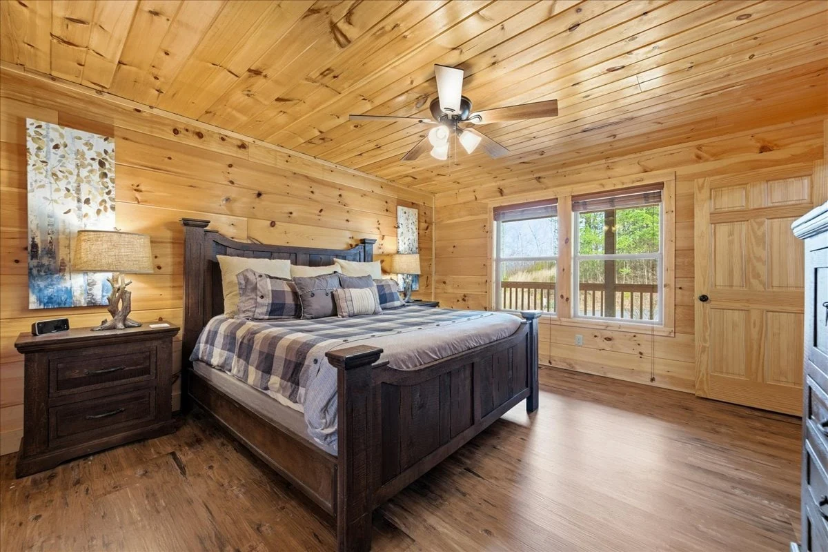 Bedroom image 1