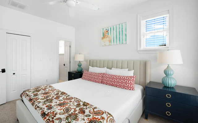 Bedroom 1 image 1
