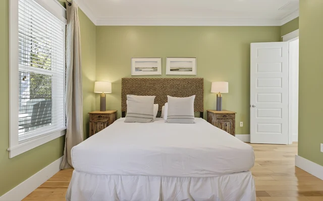 Bedroom 4 image 1