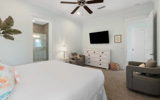 Bedroom 1 image 1