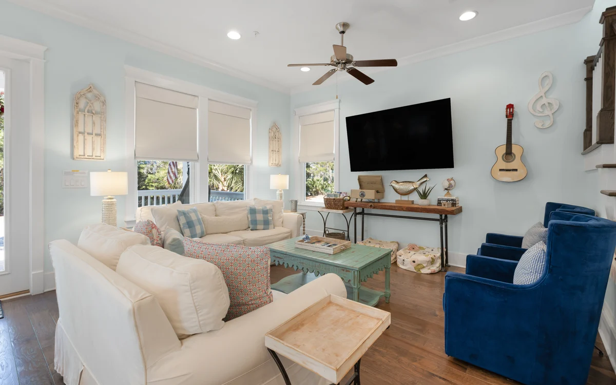 Bluebird Beach House property photo 3