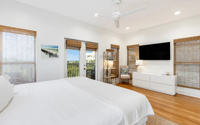 Bedroom 3 image 1