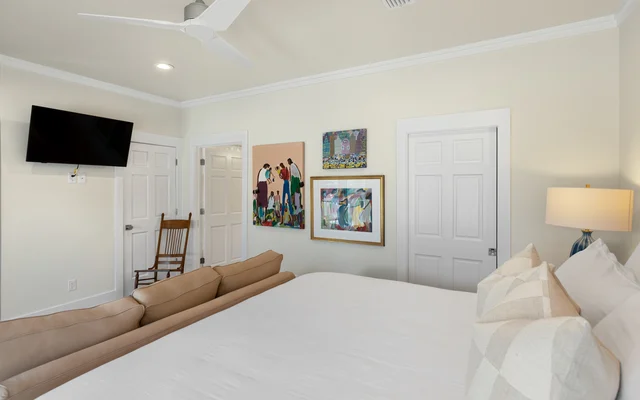 Bedroom 1 image 1