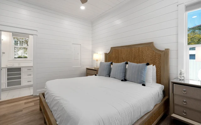 Bedroom 1 image 1
