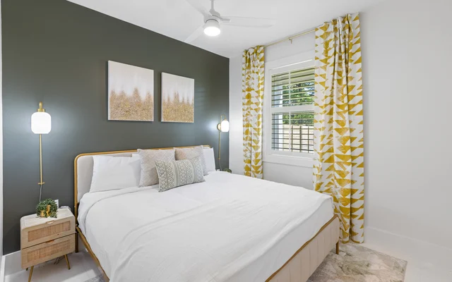 Bedroom 1 image 1