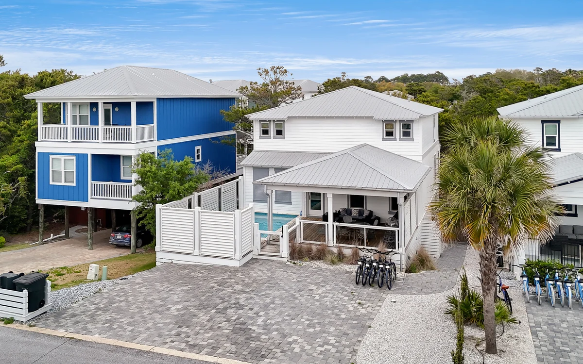 Occasionally Luxe property photo 2