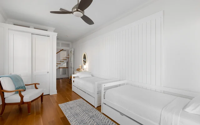 Bedroom 1 image 1