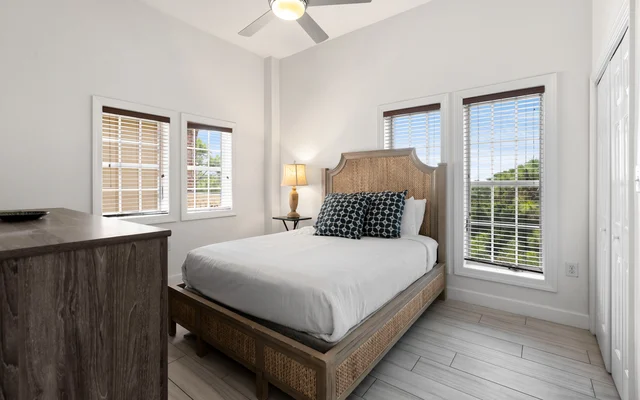 Bedroom 3 image 1