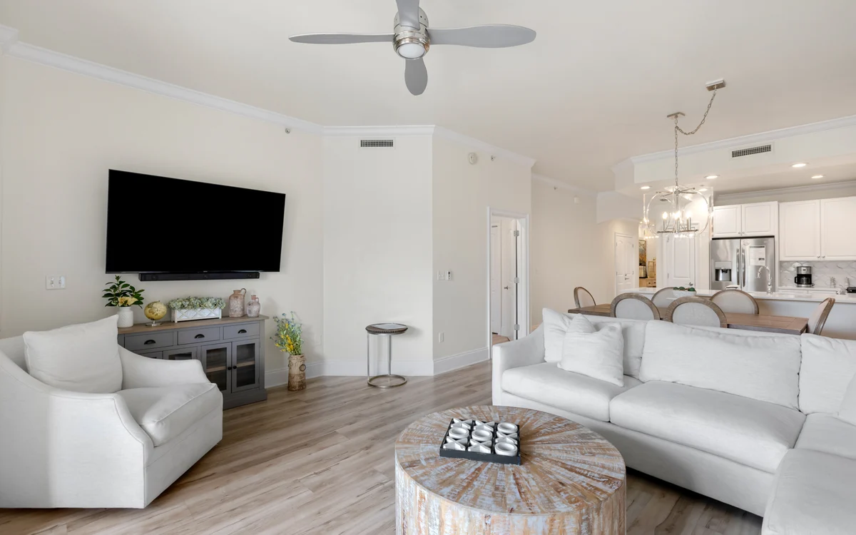 Sunsets at Adagio F302 property photo 4