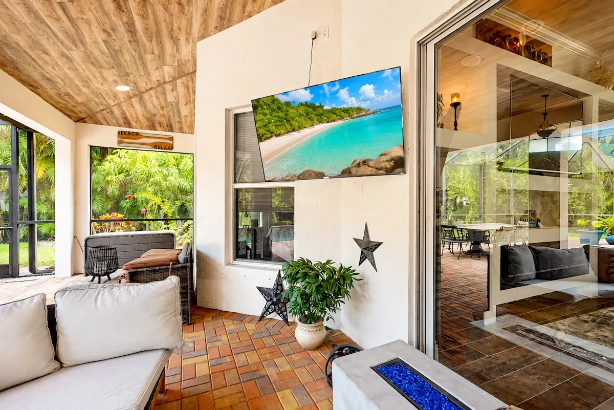 Naples Luxury Home, Resort Pool, Lanai, Fire Table property photo 4