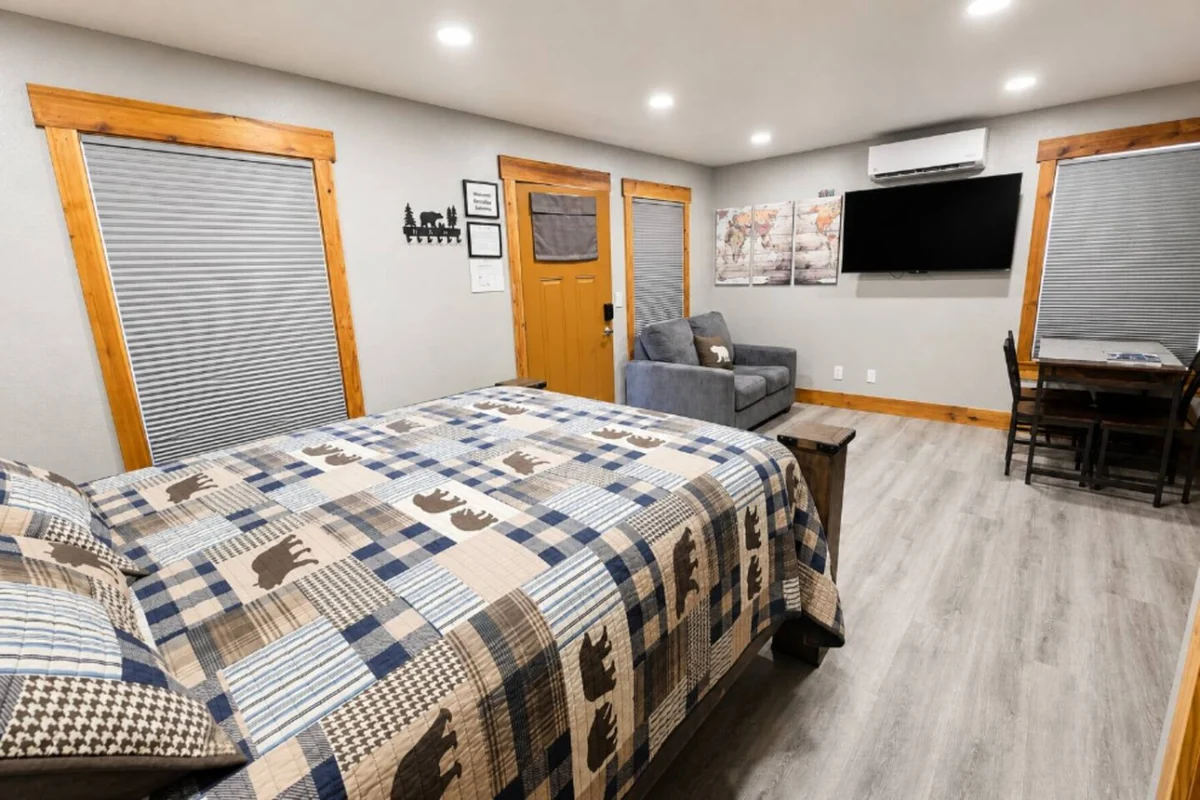 Home in Mariposa property photo 3