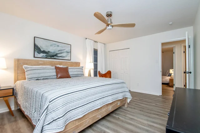 Bedroom 3 image 1