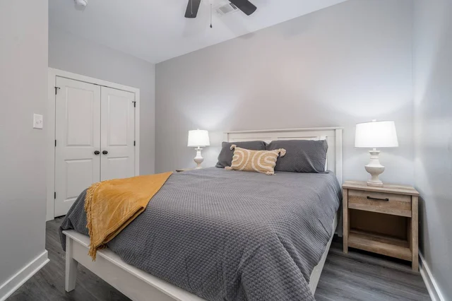 Bedroom 5 image 1