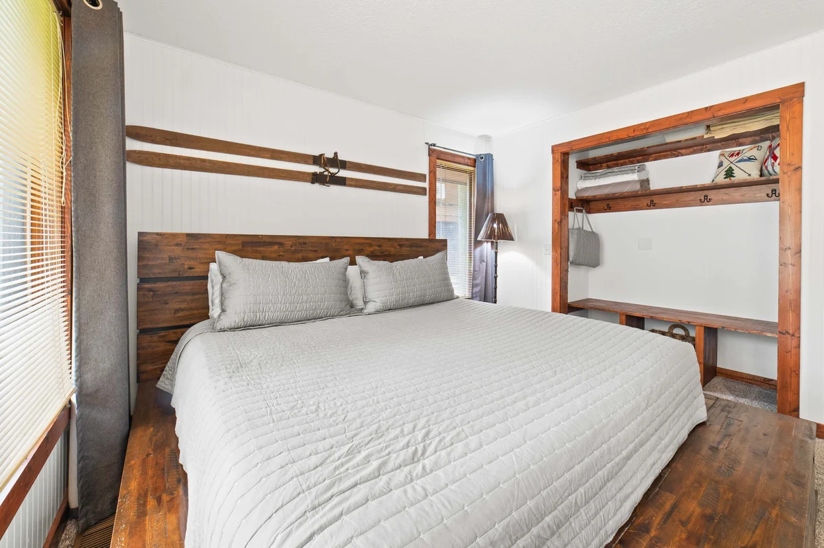 Bedroom image 1