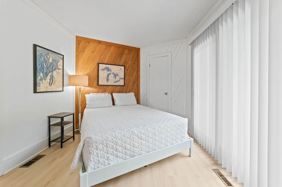 Bedroom image 1