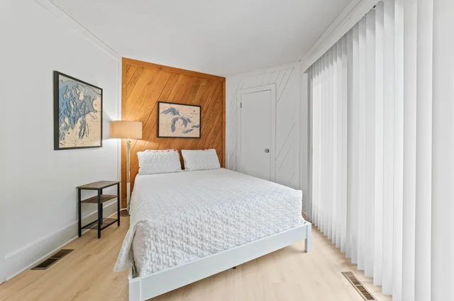 Bedroom image 1