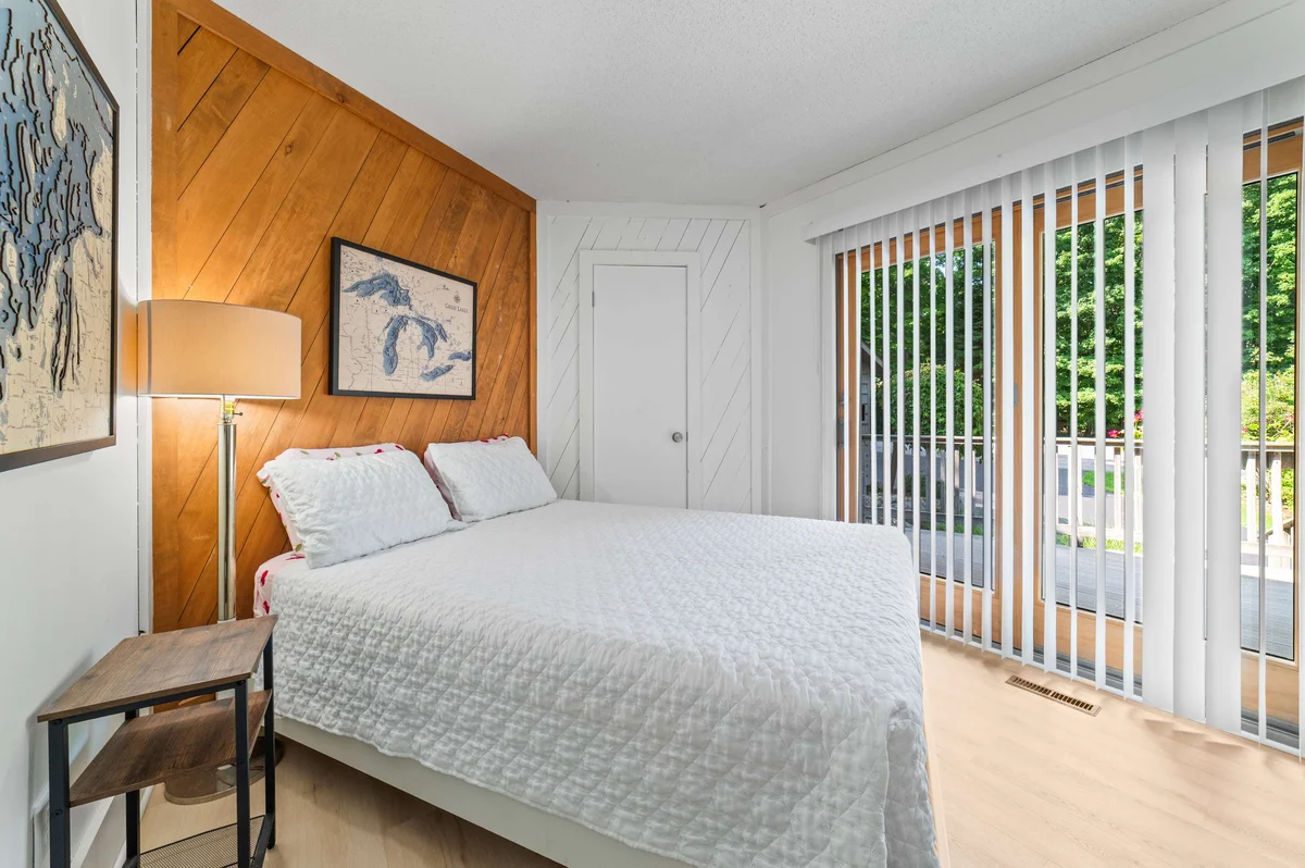 Bedroom image 1