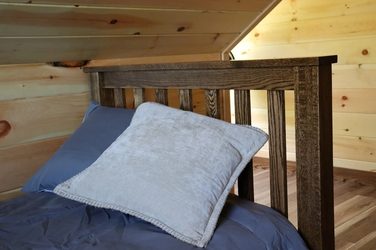 Bedroom 2 image 1