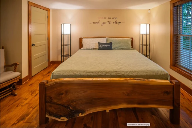 Bedroom 3 image 1