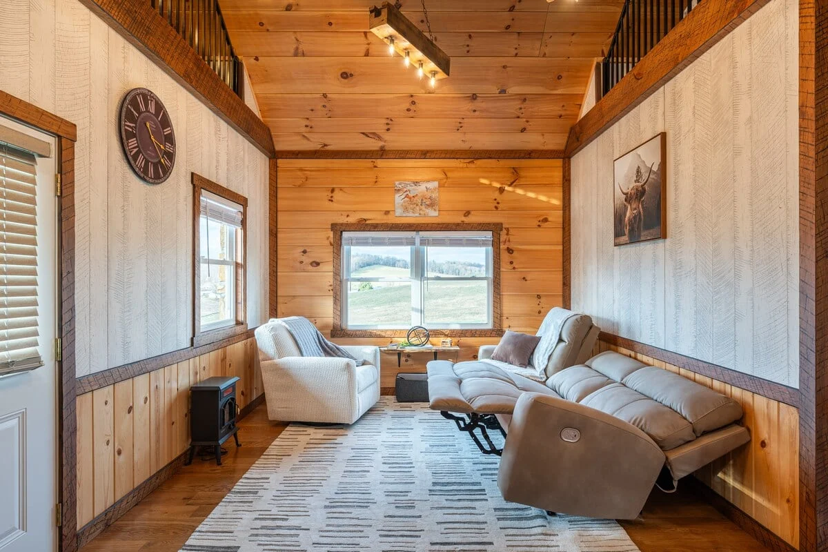 Home in Sugarcreek property photo 4