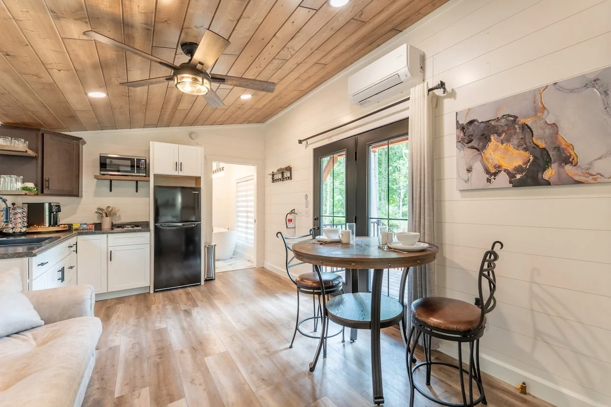 Luxe Studio property photo 5