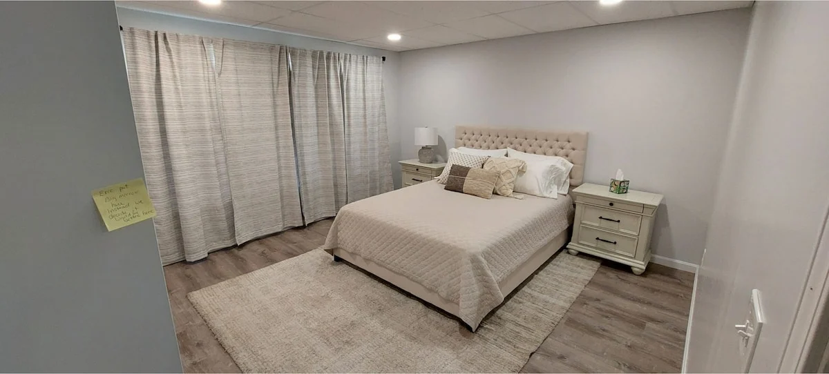 Bedroom 6 image 1