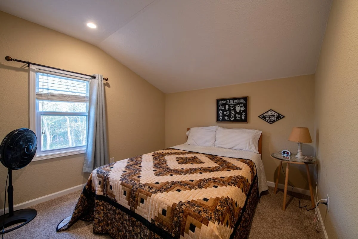 Bedroom 1 image 1