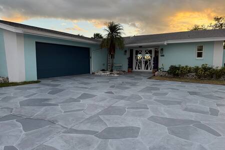 Waterfront Pool Home Pet Friendly, Near Beach, Prime Area property photo 3