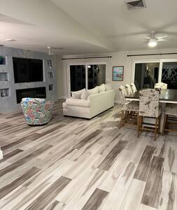 Waterfront Pool Home Pet Friendly, Near Beach, Prime Area property photo 4